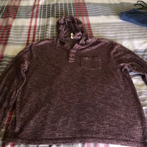 Love sleeve hooded T shirt